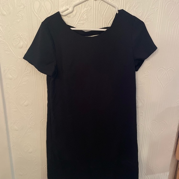 Little black dress dynamite - Picture 2 of 2